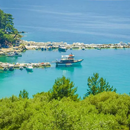 Dionysos 3* سكالا بوتامياس